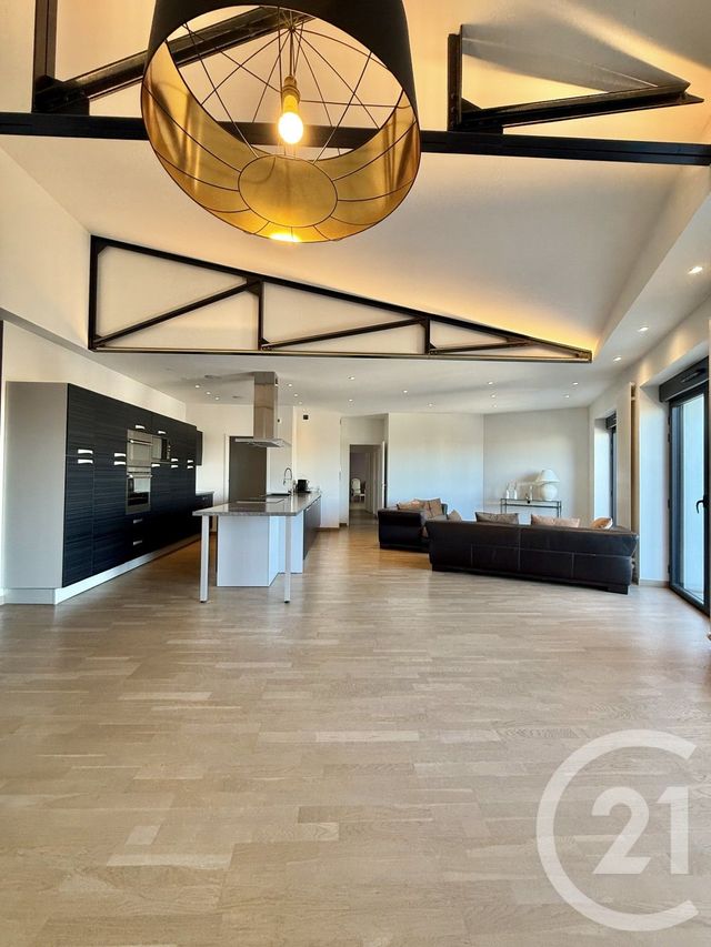 Appartement F4 à louer - 4 pièces - 181,90 m2 - Moulins - 03 - AUVERGNE