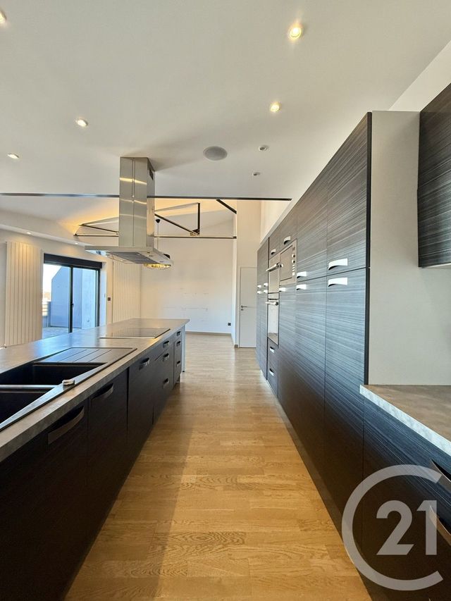 Appartement F4 à louer - 4 pièces - 181,90 m2 - Moulins - 03 - AUVERGNE