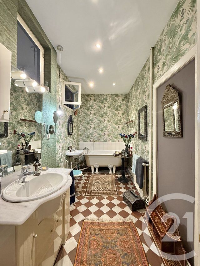 Maison à vendre - 15 pièces - 300 m2 - Moulins - 03 - AUVERGNE