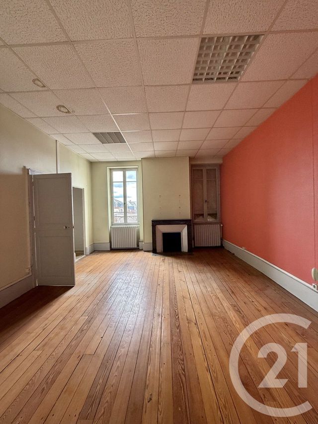 Appartement T4 à vendre - 5 pièces - 123,10 m2 - Moulins - 03 - AUVERGNE