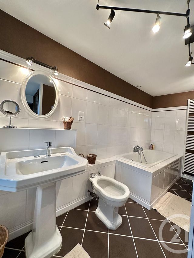 Maison à vendre - 10 pièces - 221 m2 - Dompierre Sur Besbre - 03 - AUVERGNE