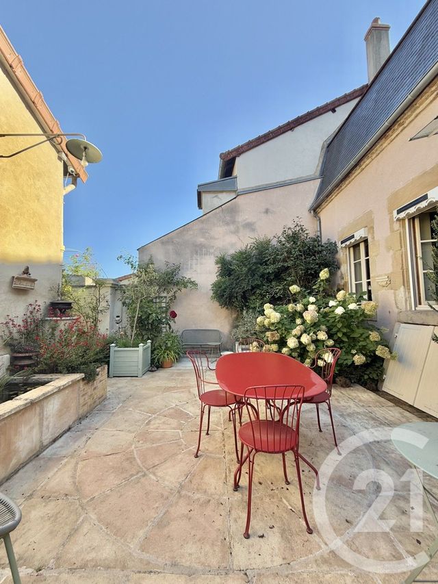 Maison à vendre - 4 pièces - 223,93 m2 - Moulins - 03 - AUVERGNE