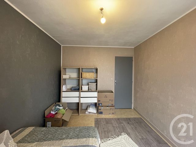 Appartement F3 à vendre - 3 pièces - 65,99 m2 - Moulins - 03 - AUVERGNE