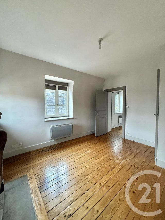 Appartement F3 à louer - 3 pièces - 91,40 m2 - Moulins - 03 - AUVERGNE