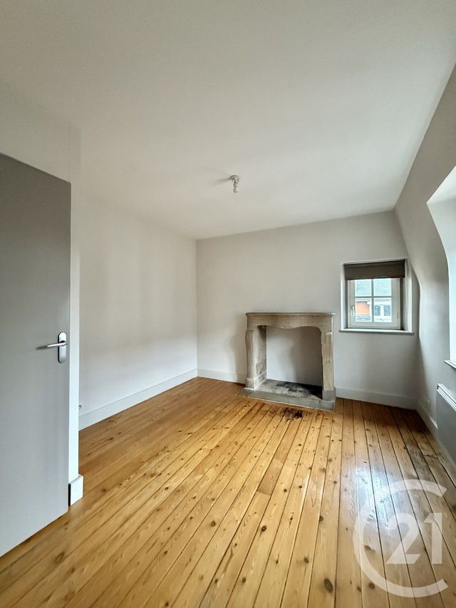 Appartement F3 à louer - 3 pièces - 91,40 m2 - Moulins - 03 - AUVERGNE
