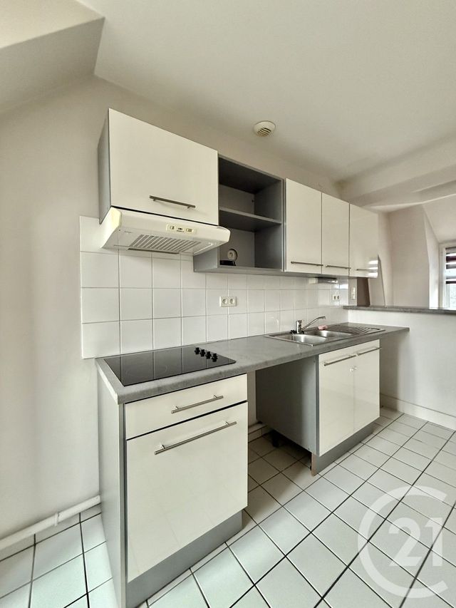 Appartement F3 à louer - 3 pièces - 91,40 m2 - Moulins - 03 - AUVERGNE