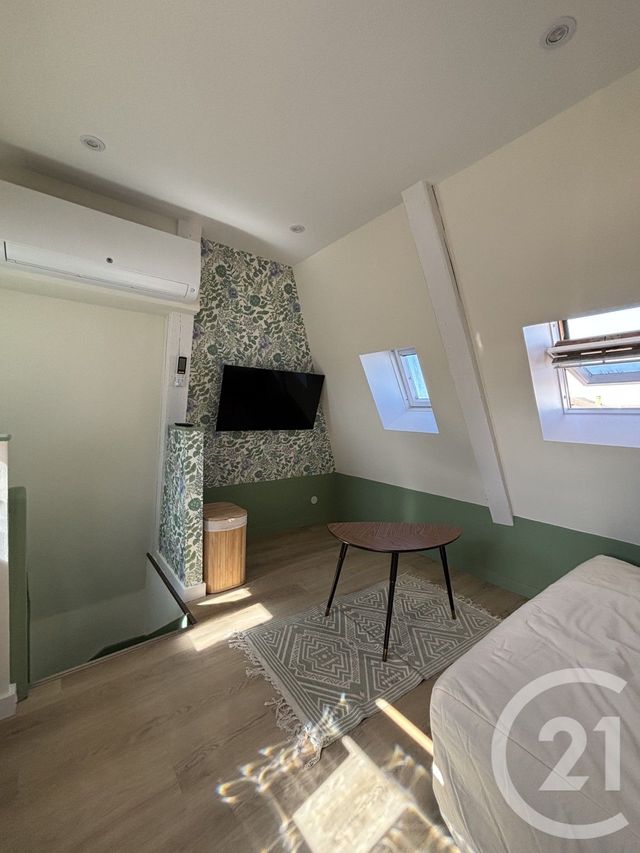 Appartement Studio &agrave; louer - 1 pi&egrave;ce - 12,25 m2 - Moulins - 03 - AUVERGNE