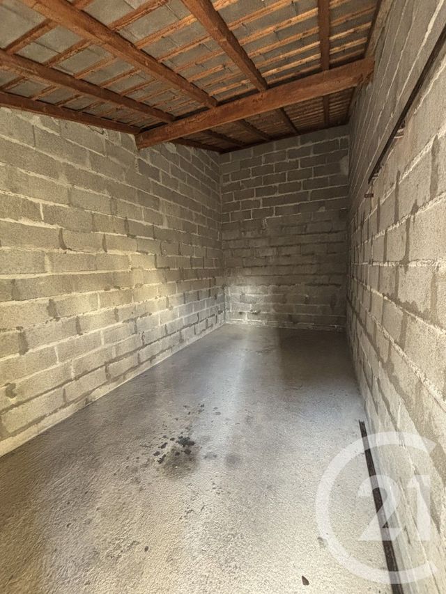 Appartement Studio &agrave; louer - 1 pi&egrave;ce - 12,25 m2 - Moulins - 03 - AUVERGNE