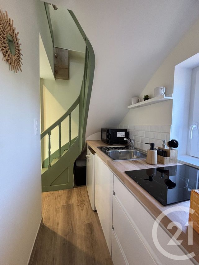 Appartement Studio &agrave; louer - 1 pi&egrave;ce - 12,25 m2 - Moulins - 03 - AUVERGNE