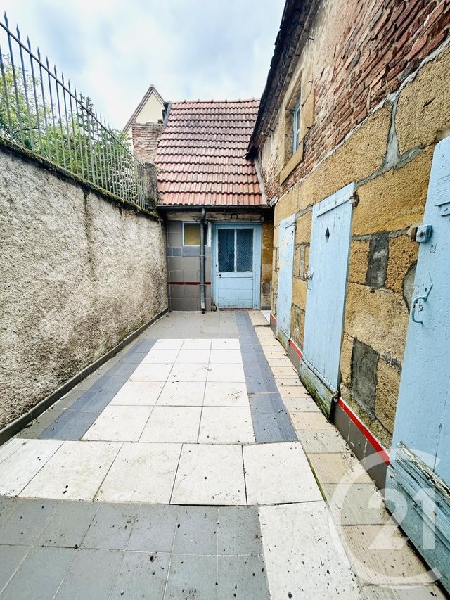 Maison à louer - 4 pièces - 161 m2 - Moulins - 03 - AUVERGNE