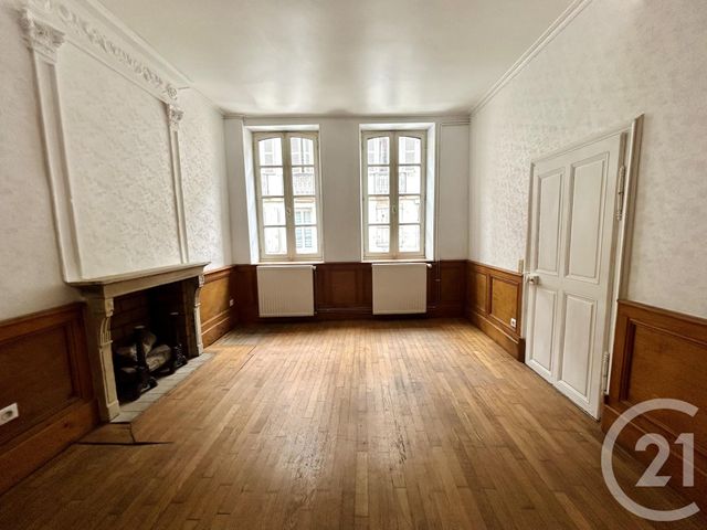 Maison à louer - 4 pièces - 161 m2 - Moulins - 03 - AUVERGNE