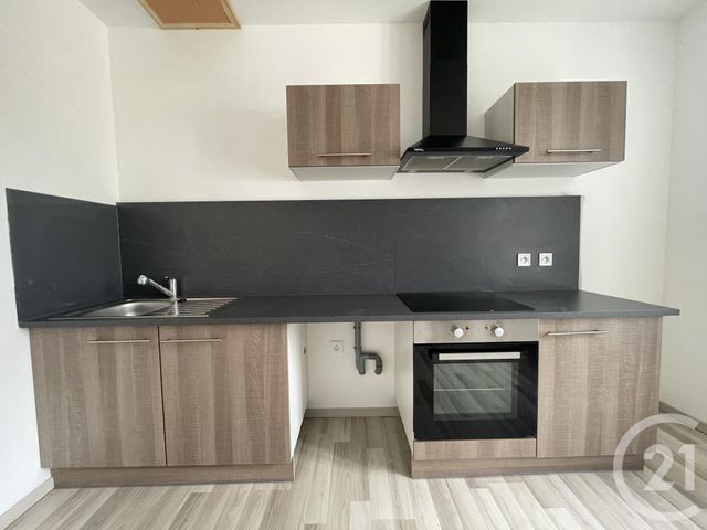 Appartement F3 à louer - 2 pièces - 66,82 m2 - Noyant D Allier - 03 - AUVERGNE