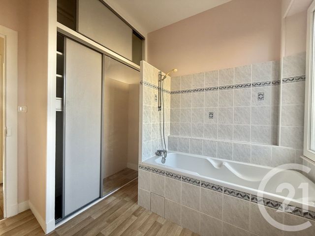 Appartement &agrave; vendre - 3 pi&egrave;ces - 88,02 m2 - Moulins - 03 - AUVERGNE