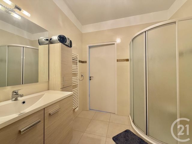 Appartement à vendre - 3 pièces - 85,02 m2 - Moulins - 03 - AUVERGNE