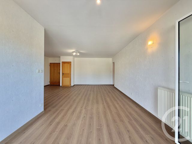 Appartement F4 à vendre - 5 pièces - 101,20 m2 - Yzeure - 03 - AUVERGNE