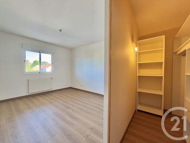 Appartement F4 à vendre - 5 pièces - 101,20 m2 - Yzeure - 03 - AUVERGNE