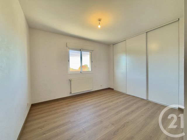 Appartement F4 à vendre - 5 pièces - 101,20 m2 - Yzeure - 03 - AUVERGNE