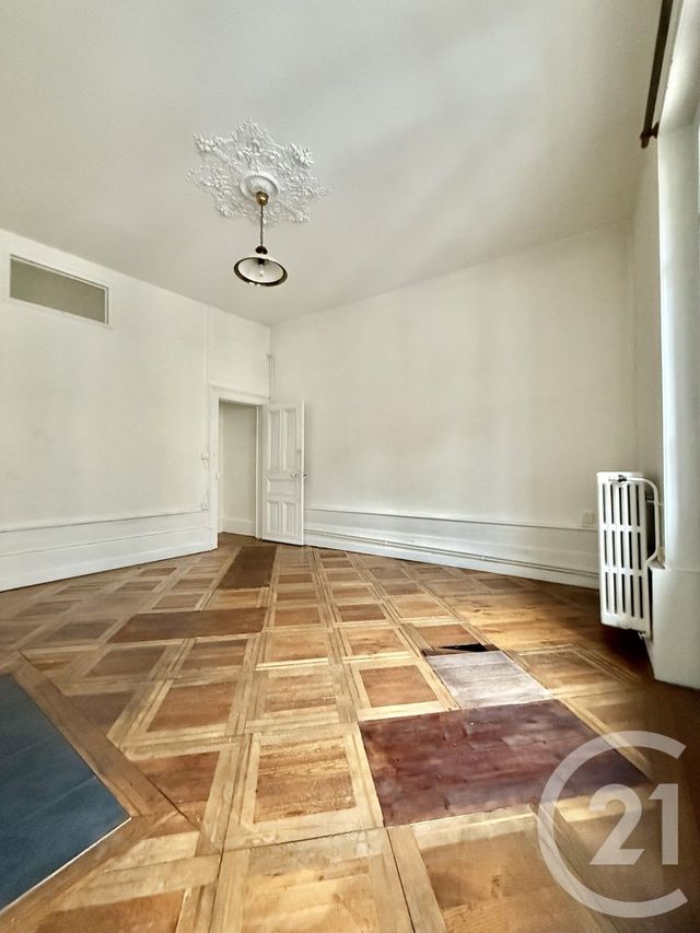 Appartement F2 à louer - 2 pièces - 40,25 m2 - Moulins - 03 - AUVERGNE