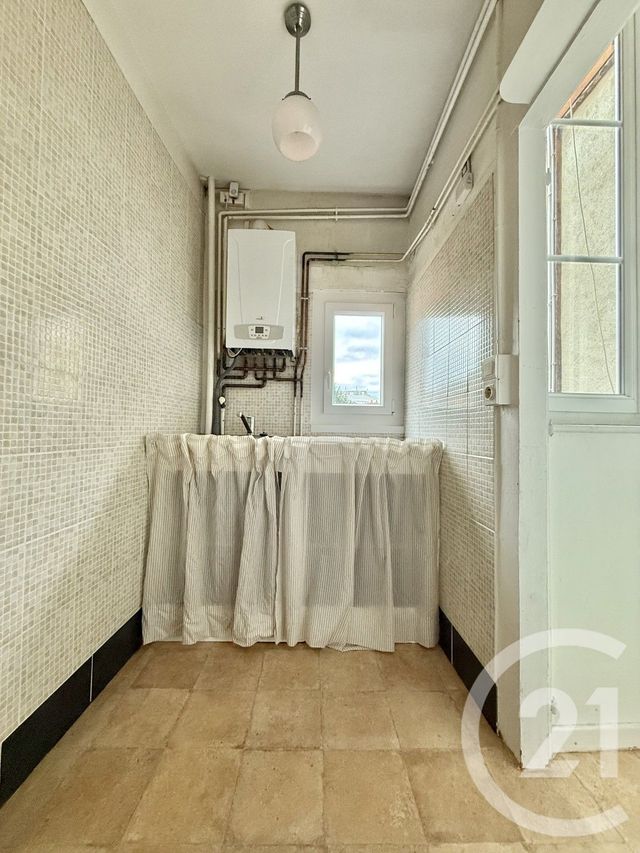 Appartement F2 à louer - 2 pièces - 40,25 m2 - Moulins - 03 - AUVERGNE