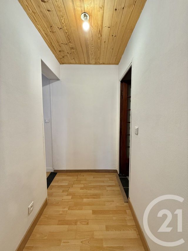 Maison à louer - 3 pièces - 80 m2 - Dornes - 58 - BOURGOGNE