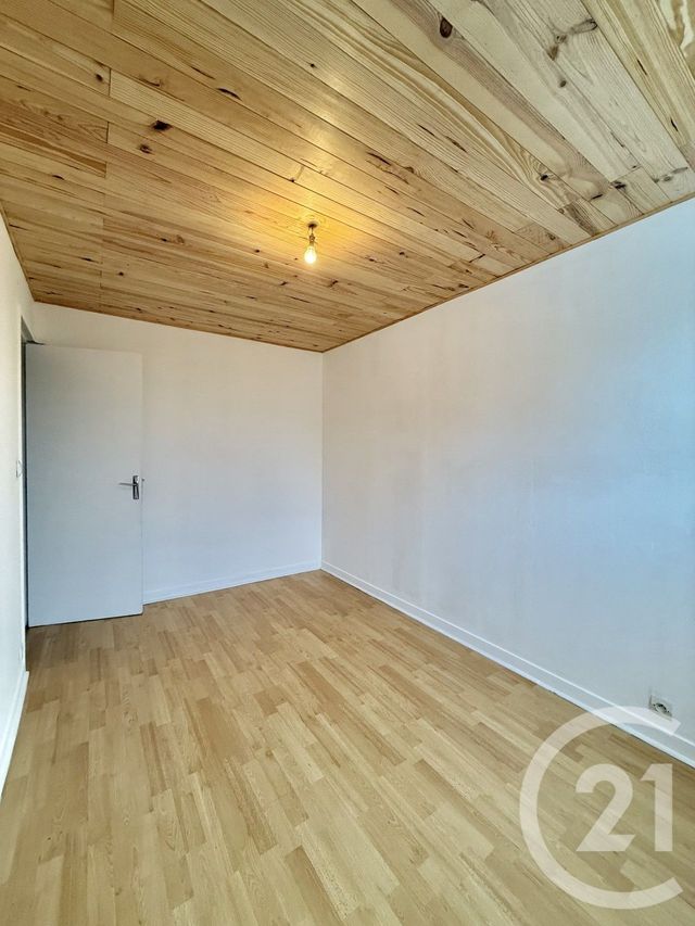 Maison à louer - 3 pièces - 80 m2 - Dornes - 58 - BOURGOGNE