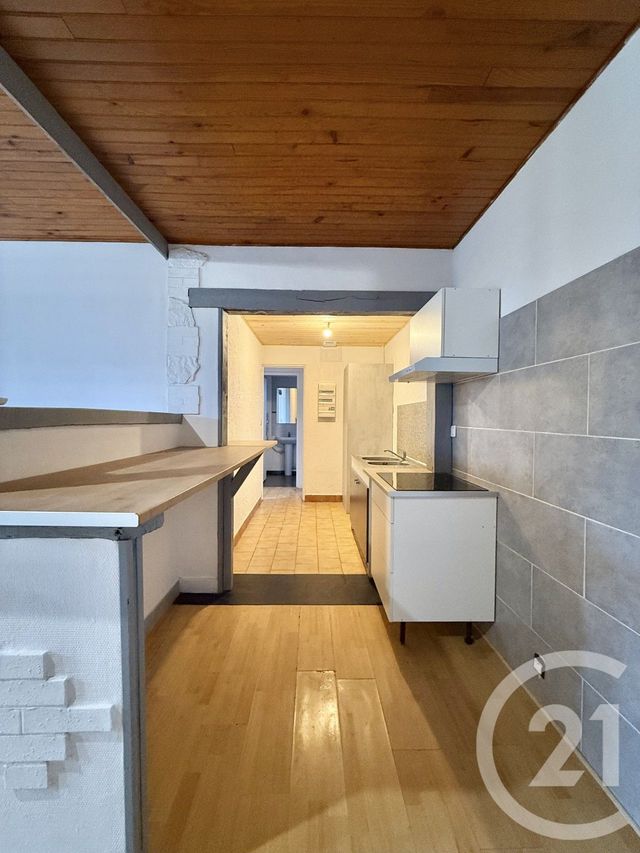 Maison à louer - 3 pièces - 80 m2 - Dornes - 58 - BOURGOGNE