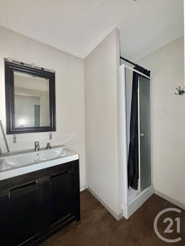 Appartement F3 à louer - 3 pièces - 46 m2 - Moulins - 03 - AUVERGNE