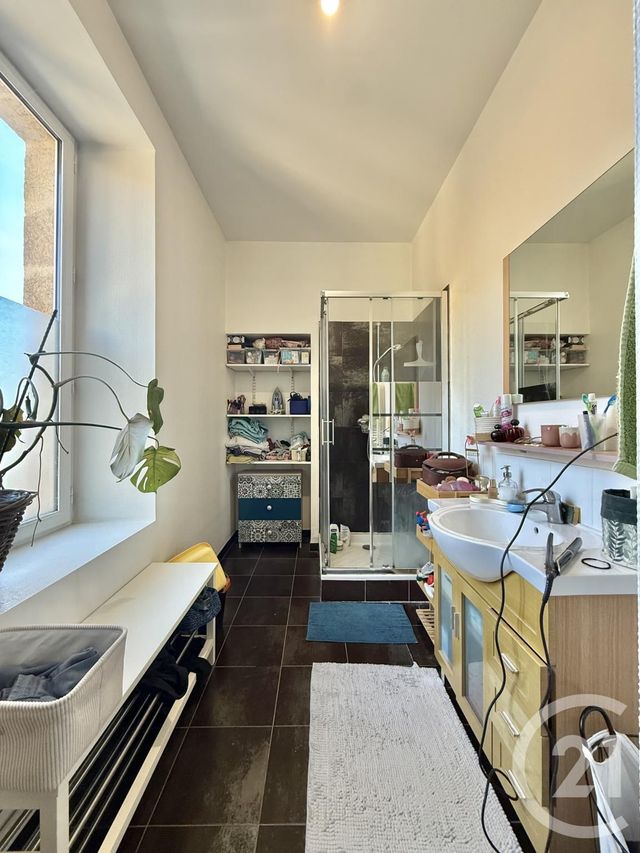 Appartement à louer - 3 pièces - 81,40 m2 - Moulins - 03 - AUVERGNE