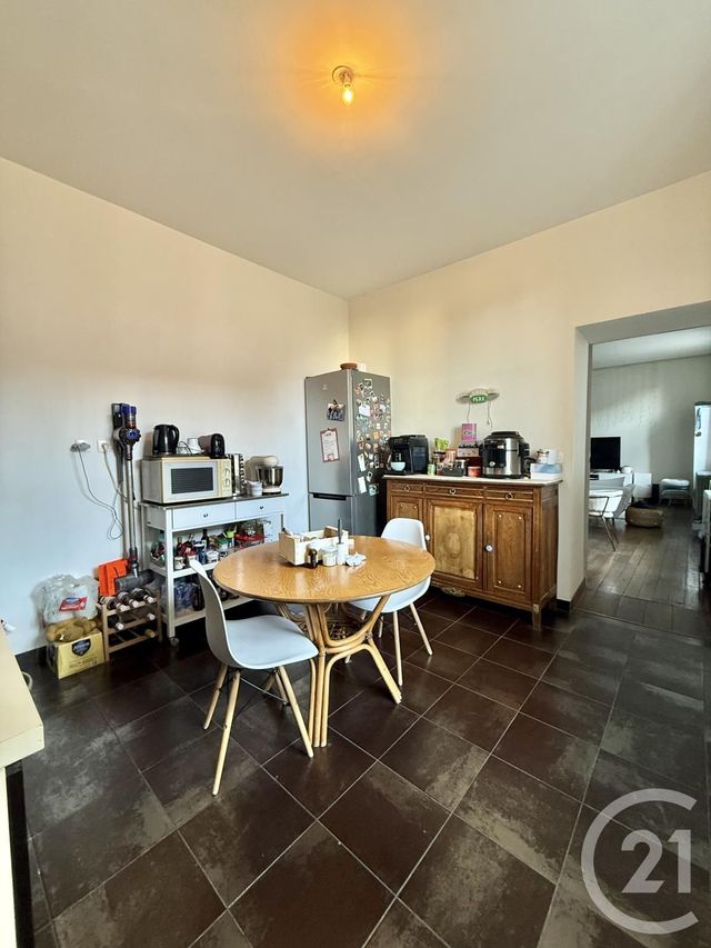 Appartement à louer - 3 pièces - 81,40 m2 - Moulins - 03 - AUVERGNE