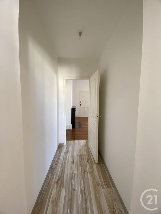 Appartement F2 à louer - 2 pièces - 54 m2 - Moulins - 03 - AUVERGNE