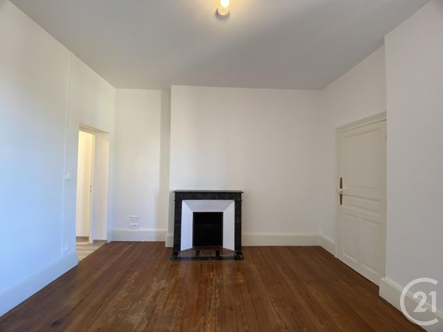 Appartement F2 à louer - 2 pièces - 54 m2 - Moulins - 03 - AUVERGNE