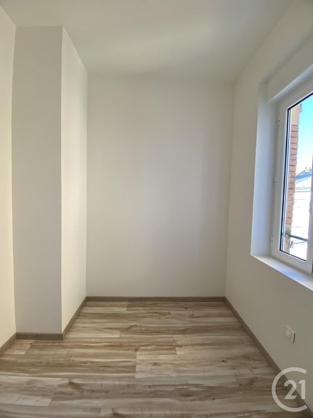 Appartement F2 à louer - 2 pièces - 54 m2 - Moulins - 03 - AUVERGNE
