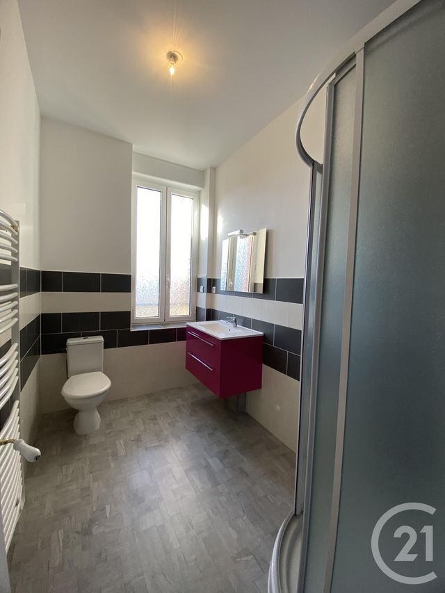 Appartement F2 à louer - 2 pièces - 54 m2 - Moulins - 03 - AUVERGNE