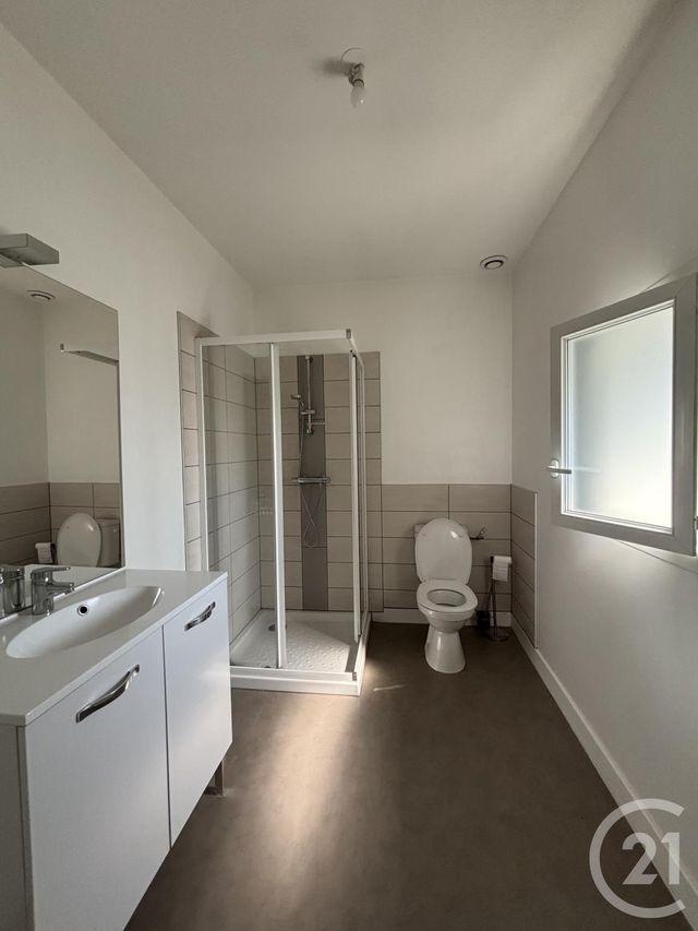 Appartement F2 à louer - 2 pièces - 42,20 m2 - Moulins - 03 - AUVERGNE