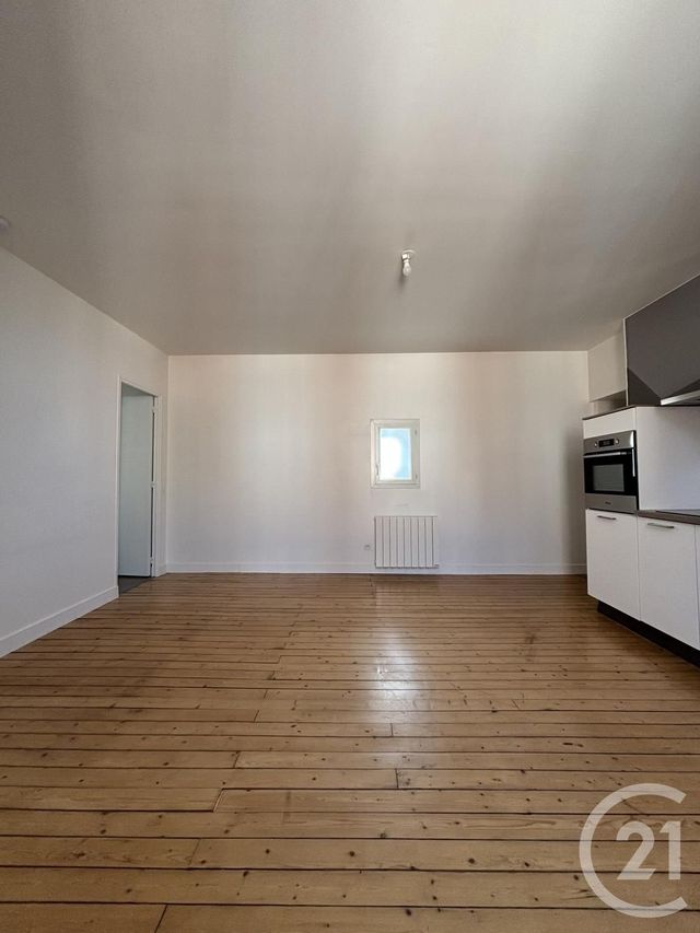 Appartement F2 à louer - 2 pièces - 42,20 m2 - Moulins - 03 - AUVERGNE