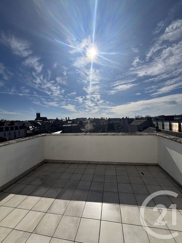Appartement F2 &agrave; louer - 2 pi&egrave;ces - 39,71 m2 - Moulins - 03 - AUVERGNE