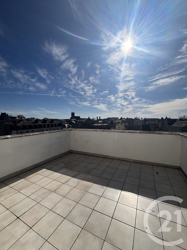 Appartement F2 &agrave; louer - 2 pi&egrave;ces - 39,71 m2 - Moulins - 03 - AUVERGNE