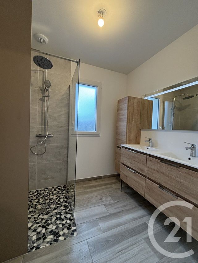 Maison &agrave; louer - 5 pi&egrave;ces - 113,24 m2 - St Pourcain Sur Sioule - 03 - AUVERGNE