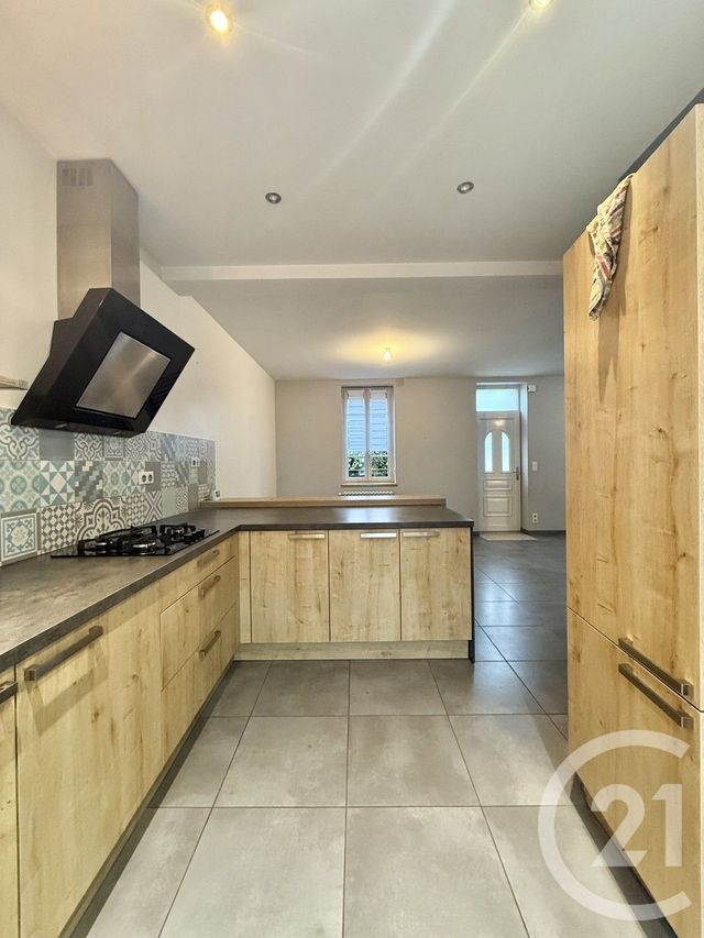 Maison &agrave; louer - 4 pi&egrave;ces - 110 m2 - Yzeure - 03 - AUVERGNE