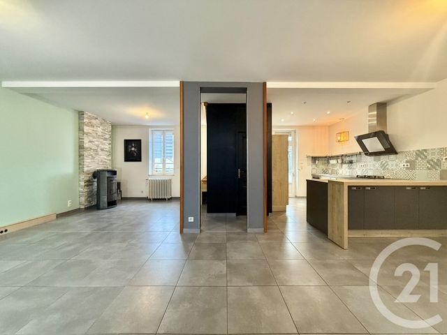 Maison &agrave; louer - 4 pi&egrave;ces - 110 m2 - Yzeure - 03 - AUVERGNE