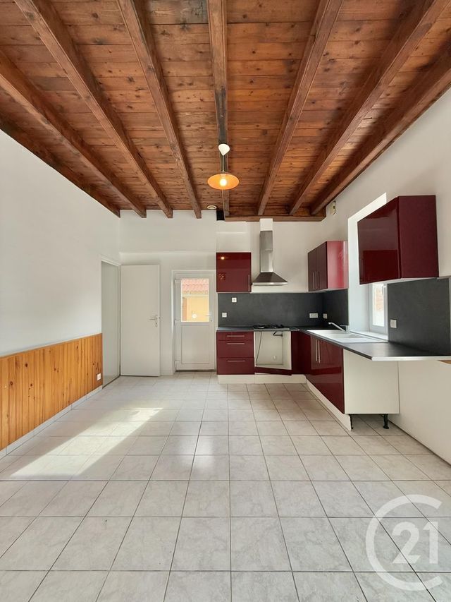 Maison &agrave; louer - 4 pi&egrave;ces - 85,19 m2 - Dornes - 58 - BOURGOGNE