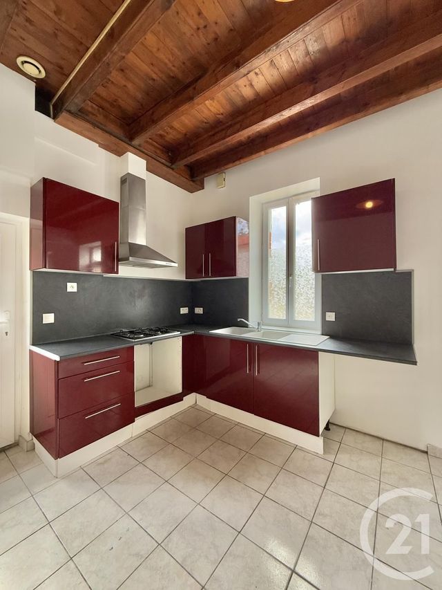 Maison &agrave; louer - 4 pi&egrave;ces - 85,19 m2 - Dornes - 58 - BOURGOGNE
