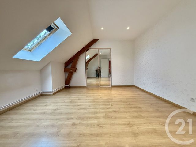 Maison &agrave; louer - 7 pi&egrave;ces - 201,60 m2 - Toulon Sur Allier - 03 - AUVERGNE