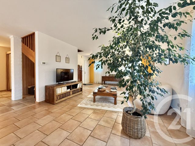 Maison &agrave; louer - 7 pi&egrave;ces - 201,60 m2 - Toulon Sur Allier - 03 - AUVERGNE