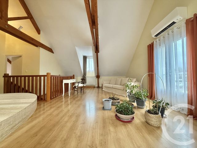 Maison &agrave; louer - 7 pi&egrave;ces - 201,60 m2 - Toulon Sur Allier - 03 - AUVERGNE
