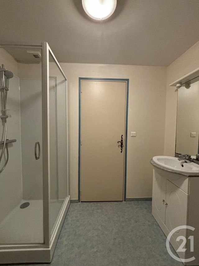 Maison &agrave; louer - 6 pi&egrave;ces - 129,89 m2 - Trevol - 03 - AUVERGNE