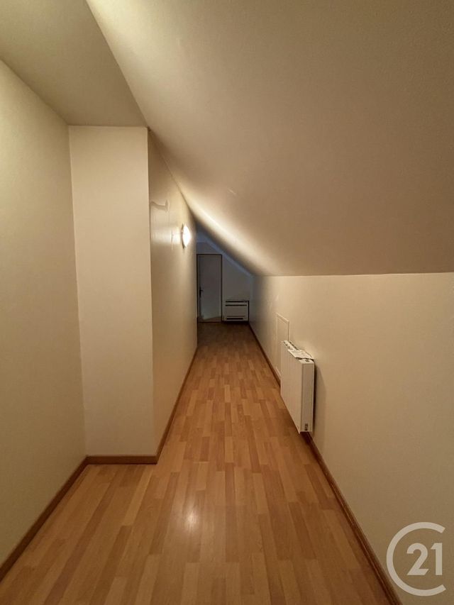 Maison &agrave; louer - 6 pi&egrave;ces - 129,89 m2 - Trevol - 03 - AUVERGNE