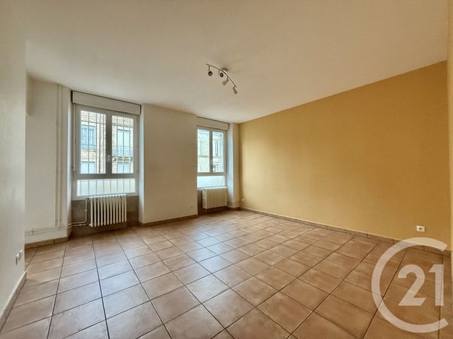 Appartement F4 &agrave; louer - 4 pi&egrave;ces - 119,51 m2 - Moulins - 03 - AUVERGNE