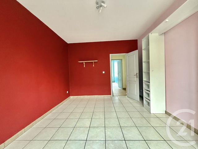 Appartement F4 &agrave; louer - 4 pi&egrave;ces - 119,51 m2 - Moulins - 03 - AUVERGNE