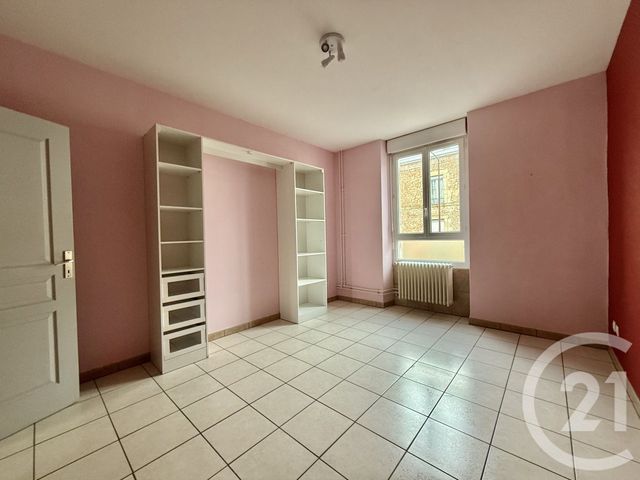 Appartement F4 &agrave; louer - 4 pi&egrave;ces - 119,51 m2 - Moulins - 03 - AUVERGNE